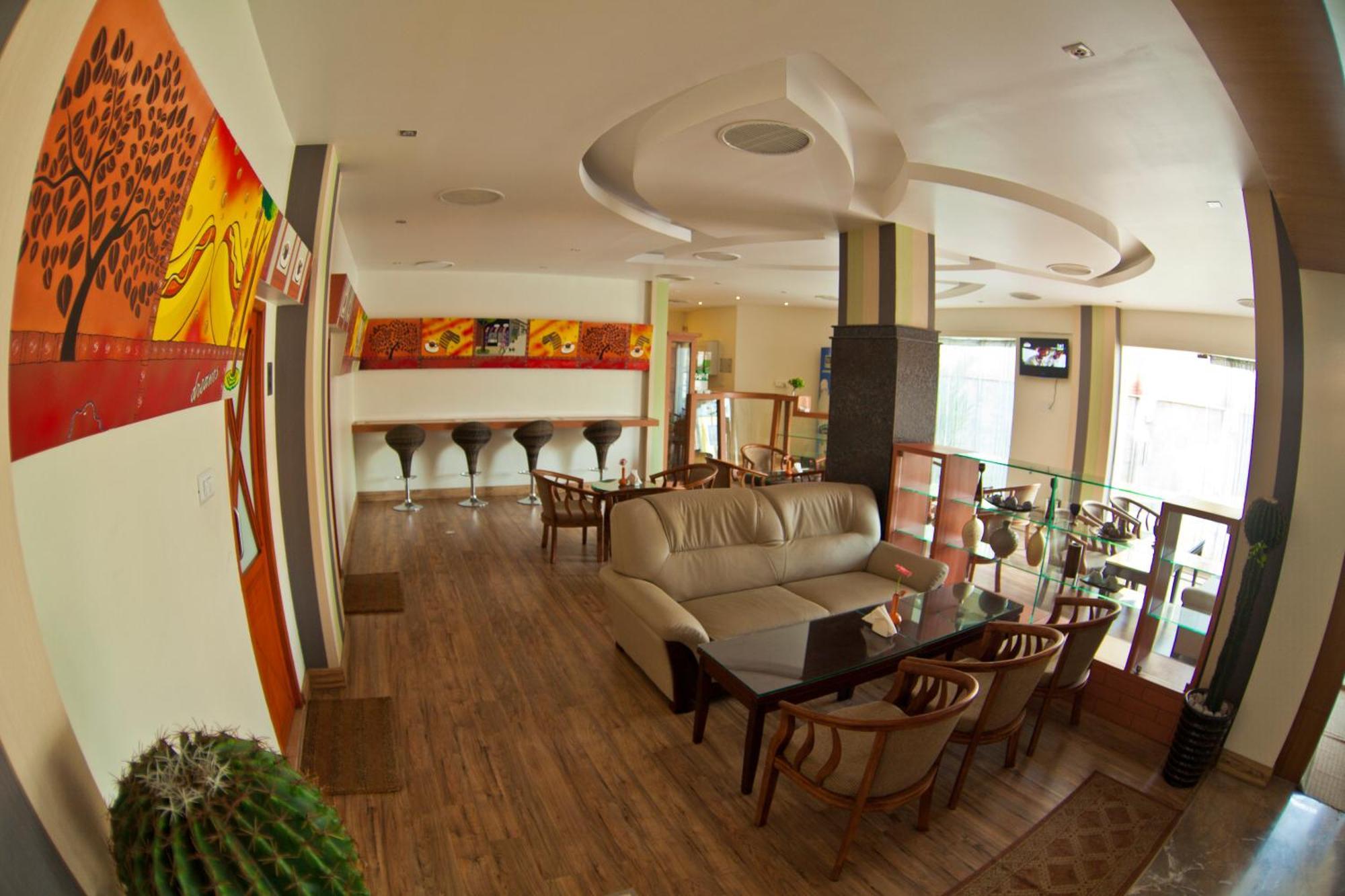 Paramount Tower Kozhikode Exterior photo